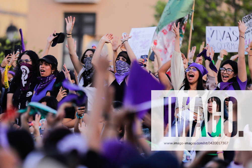 Women s Day demonstration in Queretaro A group of women demonstrate at ...