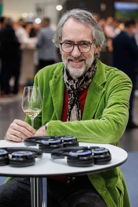 Düsseldorf Wine critic, trade journalist and sommelier Stuart Pigott on ...