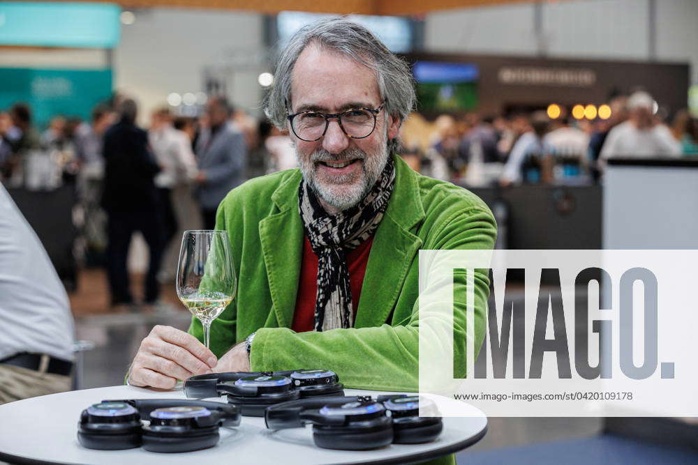 Düsseldorf Wine critic, trade journalist and sommelier Stuart Pigott on ...
