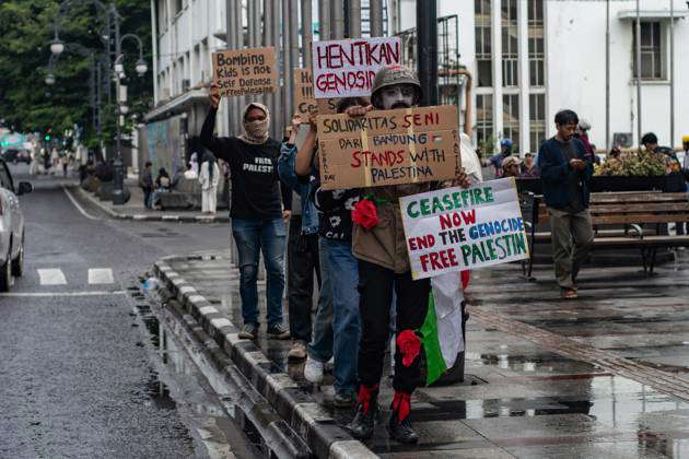 ART SOLIDARITY ACTION FOR PALESTINE Members of the Arts Solidarity for ...