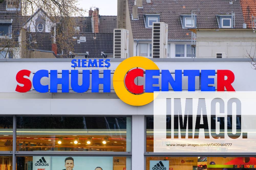 Düsseldorf 13 03 2024 Siemes Schuh Center Schuhcenter Düsseldorf North ...