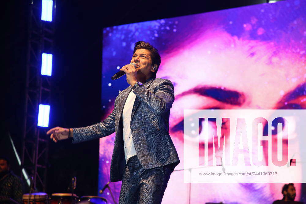 NEW DELHI, INDIA - FEBRUARY 23: Bollywood Singer Shaan Performs At ...