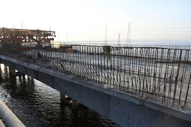 NAVI MUMBAI, INDIA - MARCH 18: Underconstruction Thane Creek Bridge III ...