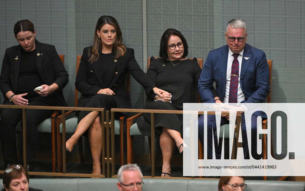 QUESTION TIME, Former Labor minister Joel Fitzgibbon and his family ...