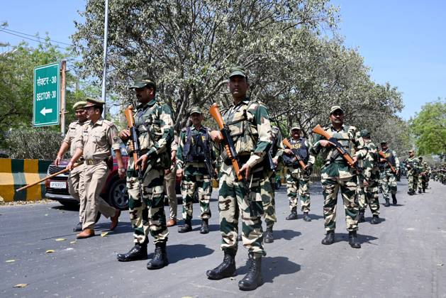 NOIDA, INDIA - APRIL 2: Noida Police along with Border Security Force ...