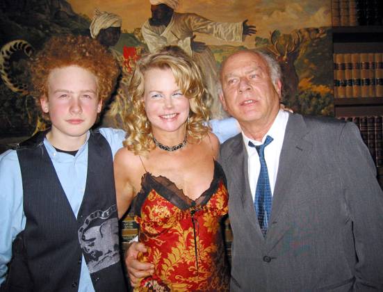 KIM GARFUNKEL CABARET ART GARFUNKEL WITH HIS 14 YEAR-OLD SON JAMES AND WIFE KIM AFTER HER CABARET