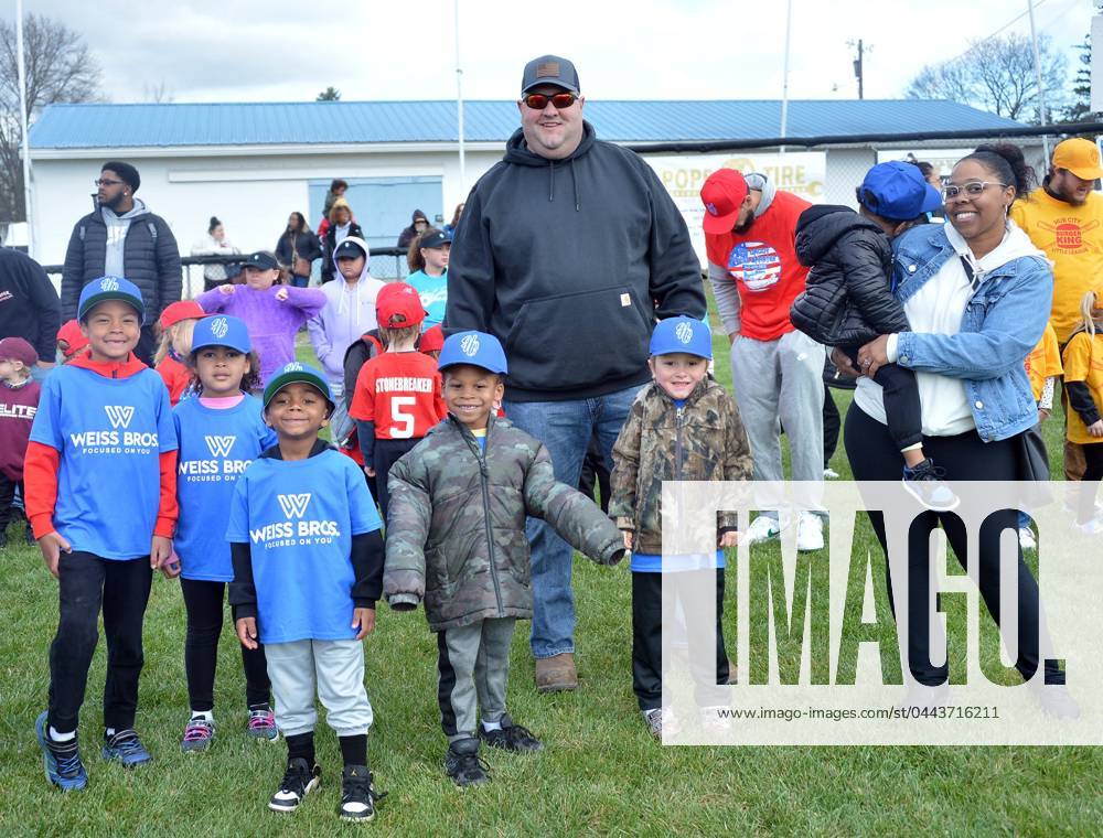 Syndication HeraldMail Media Hub City Little League opening day