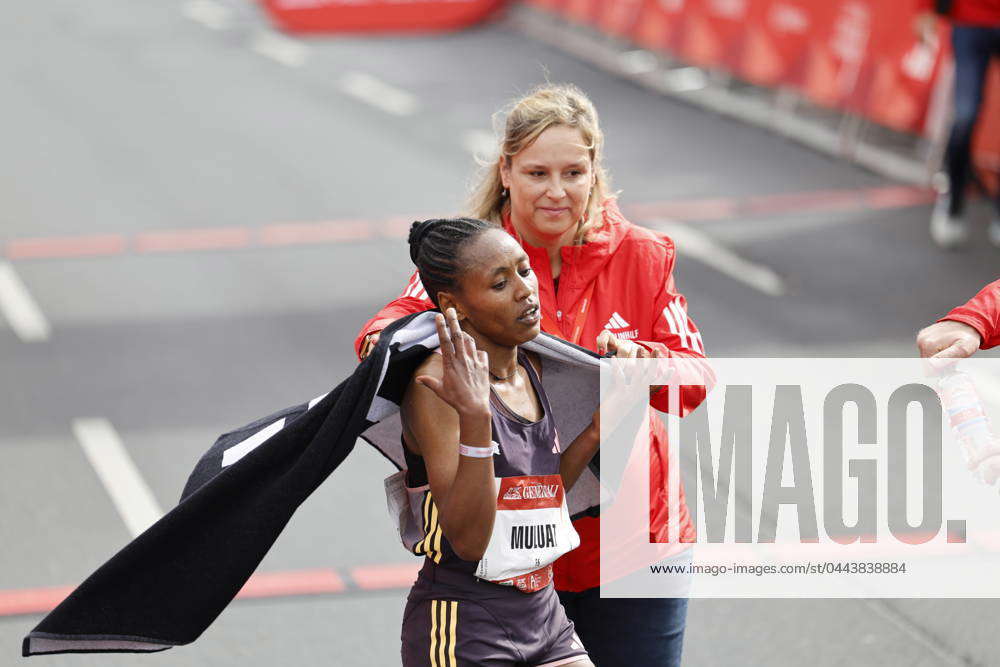 Runner, Winner Generali Berlin Half Marathon 2024, SCC Events, on 07 04