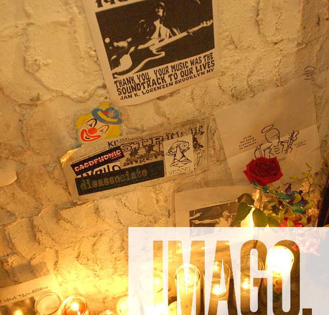 dee-dee-ramone-shrine-at-cbgb-ny-shrine-in-memory-of-dee-dee-ramone-in