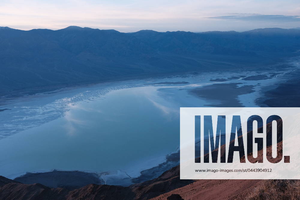 Watching the blue sunset at Dante s View in Death Valley Death Valley ...