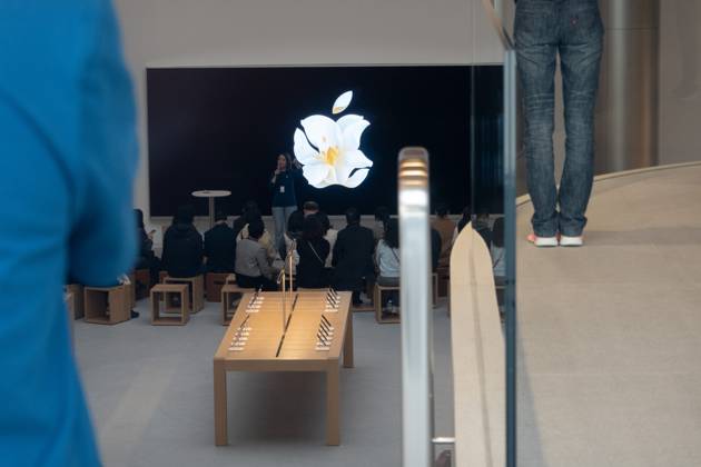 The World s Second Largest Apple Flagship Store in Shanghai An internal ...