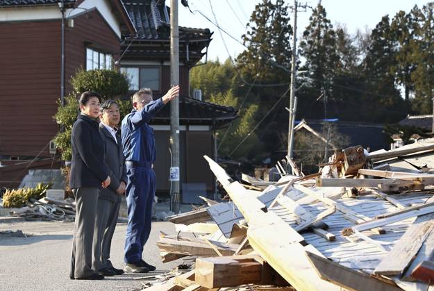 Emperor, Empress Visit Quake-hit Town In Ishikawa Pref. Japanese ...