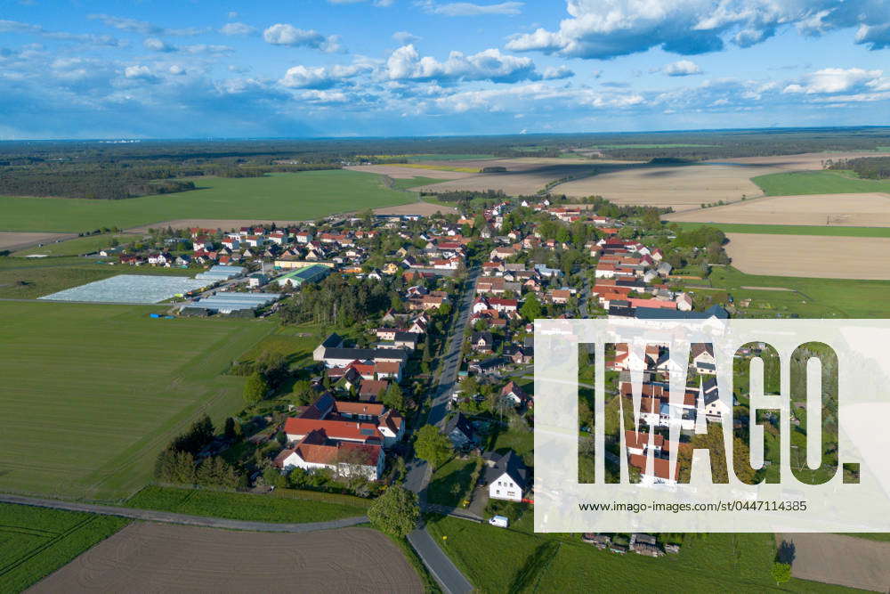 Aerial view of Ponikau Aerial view of Ponikau near Thiendorf in the ...