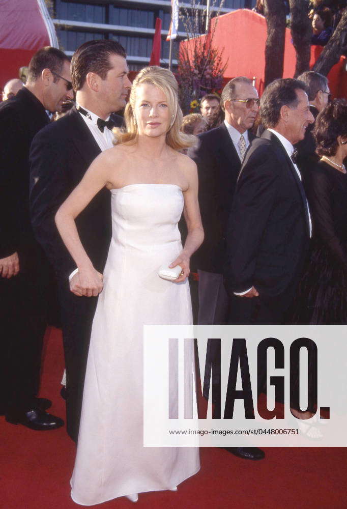 Kim Basinger and Alec Baldwin at the Oscars, Los Angeles- April 1999 ...