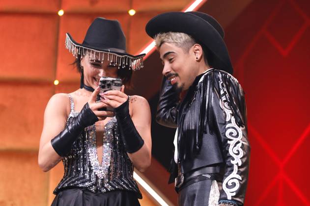 Ayol, bu xususiy plyaj, gisht sorish Men massaj qilish uchun keldim va ular meni u erda sikishdi.