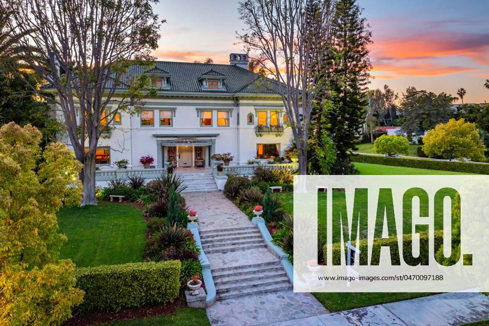 Muhammed Ali Villa soll versteigert werden Muhammad Alis stunning $13m ...