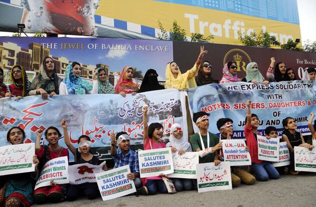 ISLAMABAD, PAKISTAN, SEP 24: Citizens are protesting against brutality ...