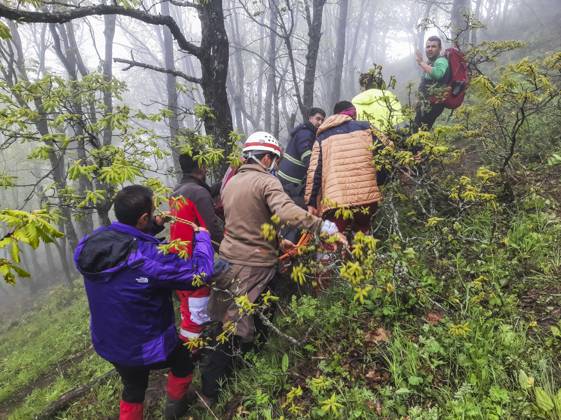 Recovering Bodies Crashed Iranian Presidential Helicopter Iranian ...