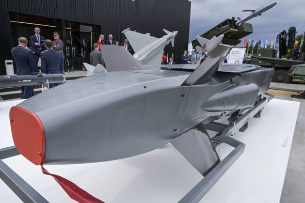 Armaments Group MBDA, Weapon Systems Exhibition, Small Antidrone ...