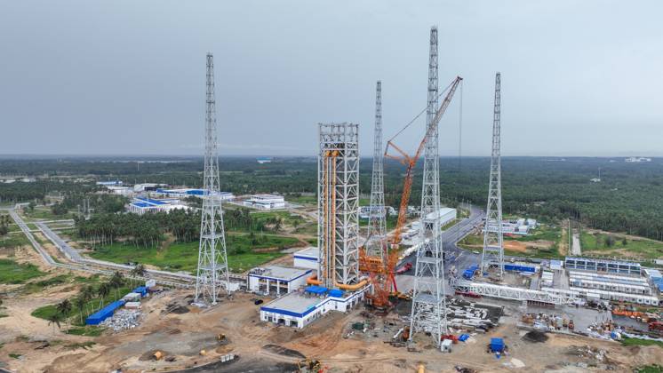 WENCHANG, CHINA - JUNE 06: Aerial view of the construction site of No.2 ...