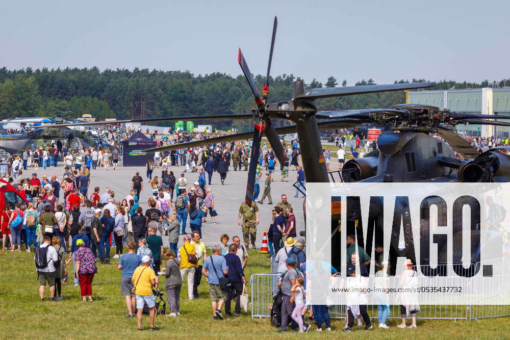 Tag Der Bundeswehr In Holzdorf DEU Germany Brandenburg Schoenewalde, 08 ...