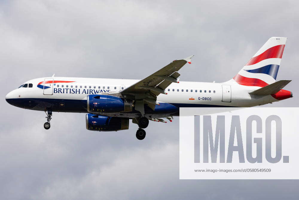 Aircraft And Airline Stock A British Airways Airbus A319 is being at ...