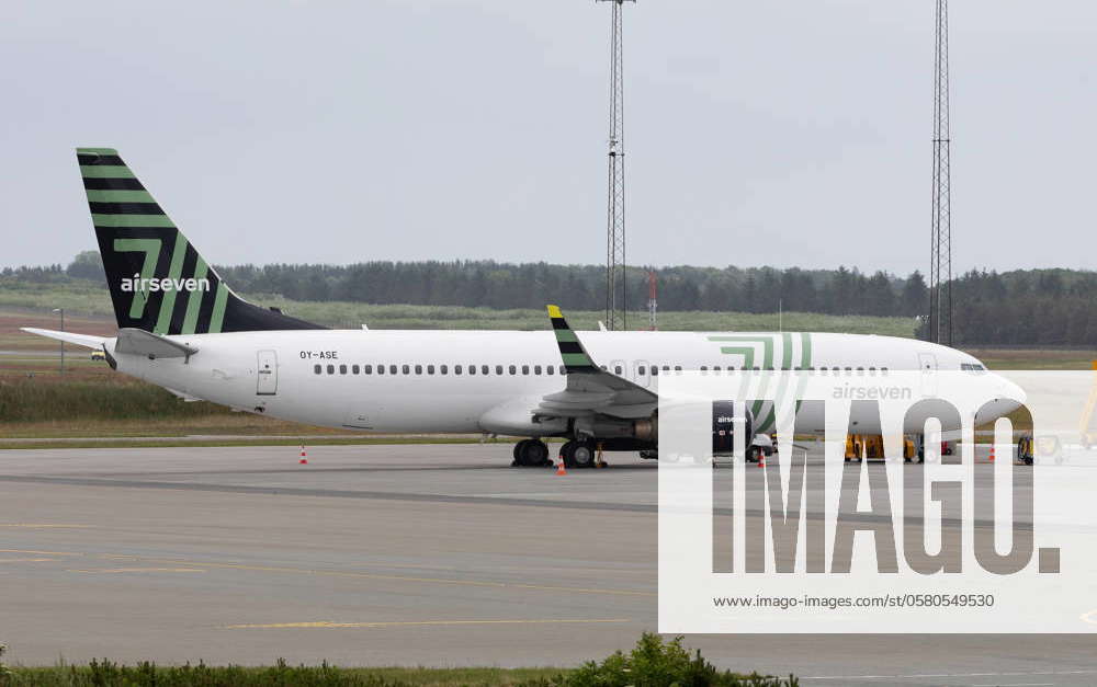 Aircraft And Airline Stock An Air Seven Boeing 737 is being at Billund ...