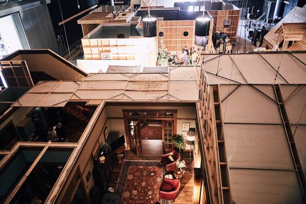 Hereditary - filmstill Hereditary Behind the scenes photo of Milly ...