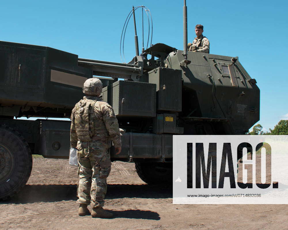 Bild Task Force 1st Multi-Domain Task Force, of U.S. Army HIMARS take part in the U.S ...