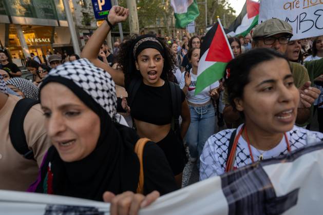 Demonstration in support of Palestine in Barcelona MEP Jaume Asens c ...