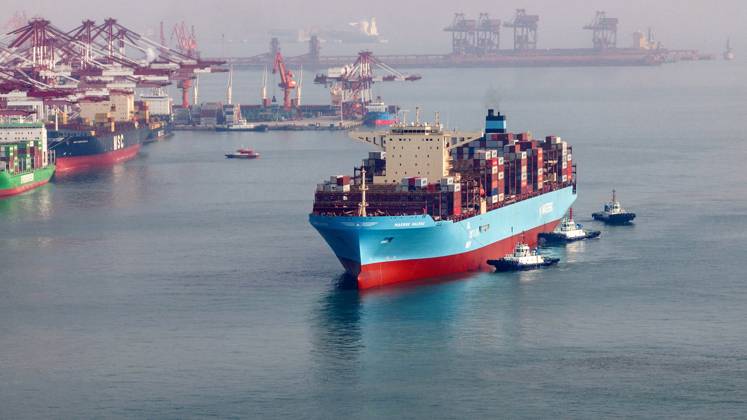 World s First 10, 000 Container Class Methanol Dual-fuel Container Ship ...