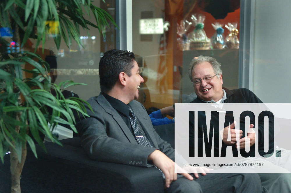 ECONOMY-IMMIGRANTS Ronaldo Empke, left, branch president of the Harvest ...
