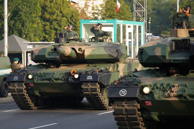 Warsaw Military Parade Rehearsals Leopared 2PL tanks are seen in the ...