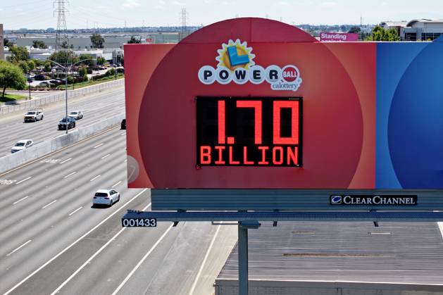 Powerball Led Sign US Powerball jackpot climbs to $1.73 Billion CALIFORNIA, USA - OCTOBER ...