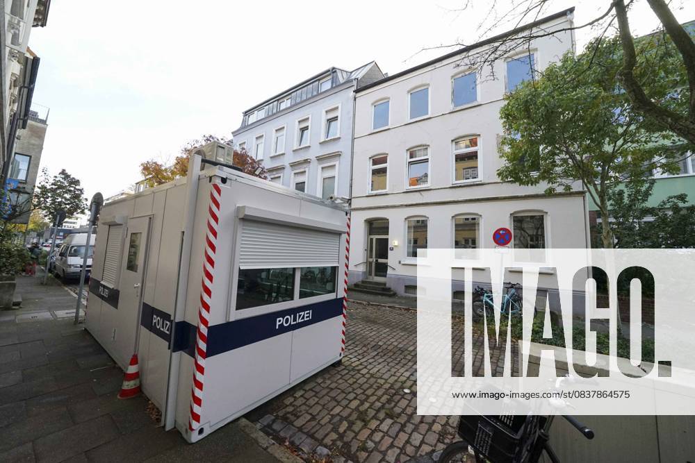 Container Police Post cntv New police guard container set up in front of the home of former ...