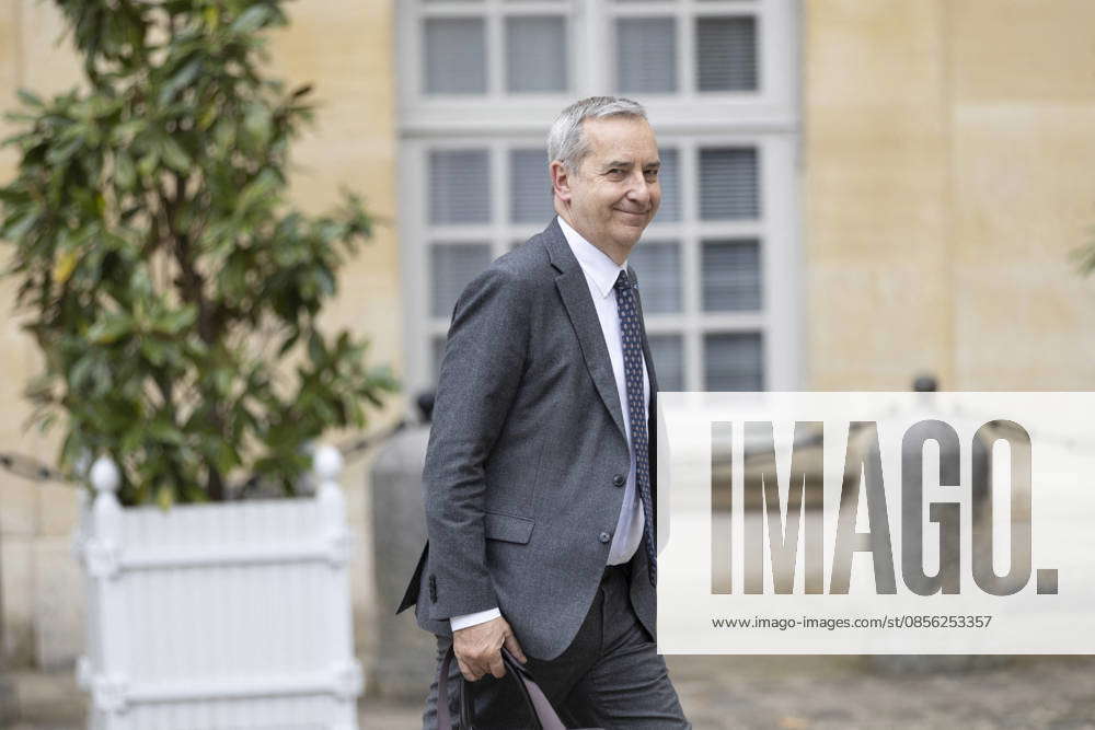 Ministerial Meeting on Hantavirus at Matignon - Paris Denis Robin ...